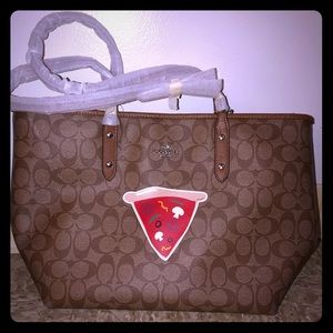 pizza coach purse